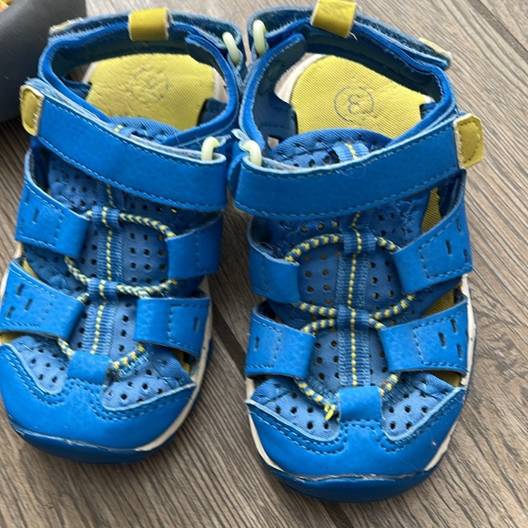 kiddo water shoes! - Picture 2 of 5